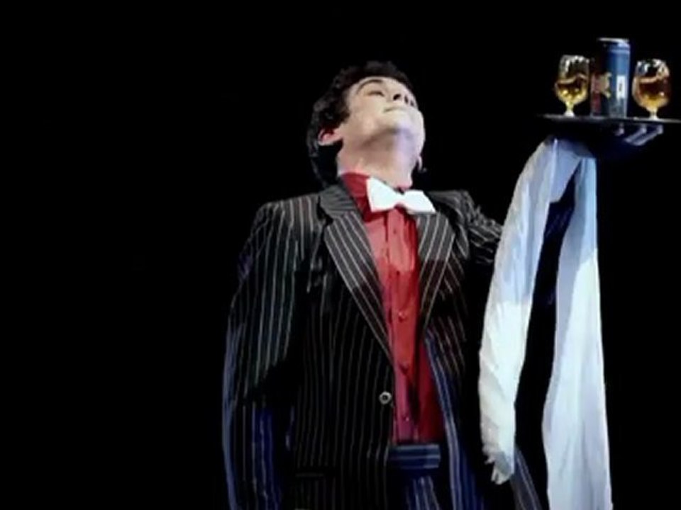 Xavier Mortimer by Jean Luc Bertrand (DVD) - Magic Trick