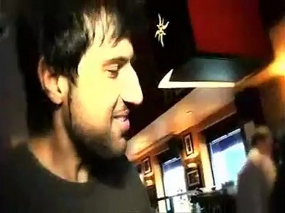 iContact (DVD and Gimmick) by Gary Jones and RSVP Magic - Magic Trick