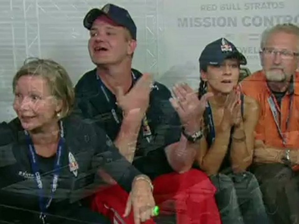 Felix Baumgartner franchit le mur du son en chute libre