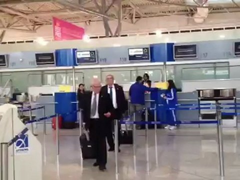 Η άφιξη Σαρρή στο αεροδρόμιο