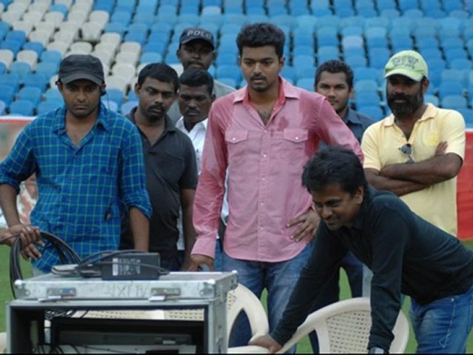 Thuppakki Movie Working Stills | Thuppakki Movie Working Photos