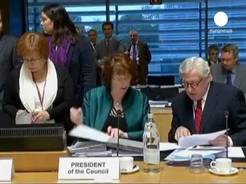 EU announces tougher sanctions on Iran