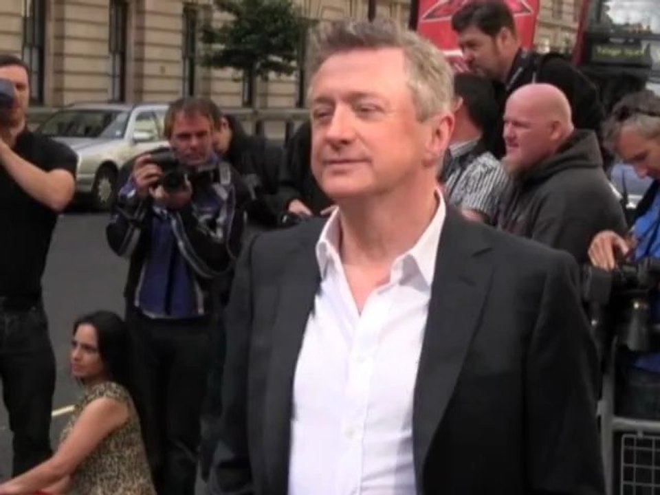 Celebrity Bytes: Nicole Scherzinger Dresses to Impress but It's Louis Walsh Who Captures Hearts at X Factor After Party