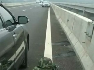 Drug addict shot dead in police hostage situation