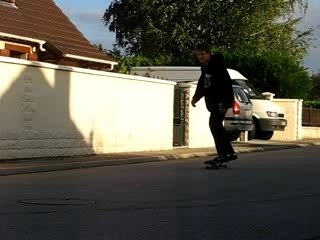 Skate flip ouch!!! clan campbell 4.5L