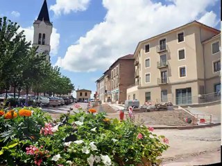 TROMPE-L'OEIL A  BOURG DE THIZY