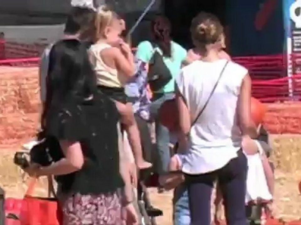 Celebrities at Mr. Bones' Pumpkin Patch