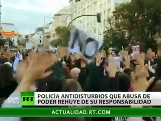 España_ Las acciones violentas de la Policía _están amparadas por la ley_(360p_H.264-AAC)