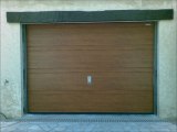Différentes portes de garage Sectionnelle Série Euro posée par APG Accès Portes de Garage