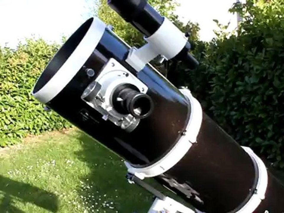 Skywatcher 200_1000 Eq5 motorisé(1080p_H.264-AAC)