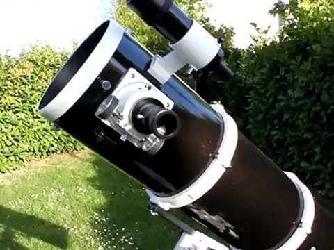 Skywatcher 200_1000 Eq5 motorisé(1080p_H.264-AAC)