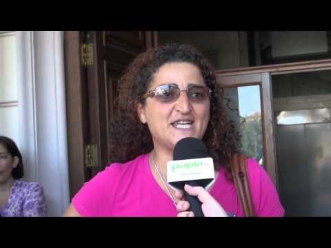 Gricignano (CE) - Comprensivo Pascoli, la protesta delle mamme (11.10.12)