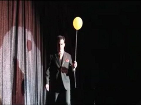 Gypsy Balloon by Tony Clark (DVD) - Magic Trick