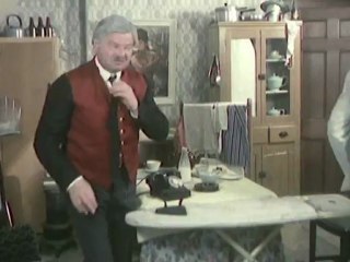 1x14 El Show de Benny Hill ESPAÑOL