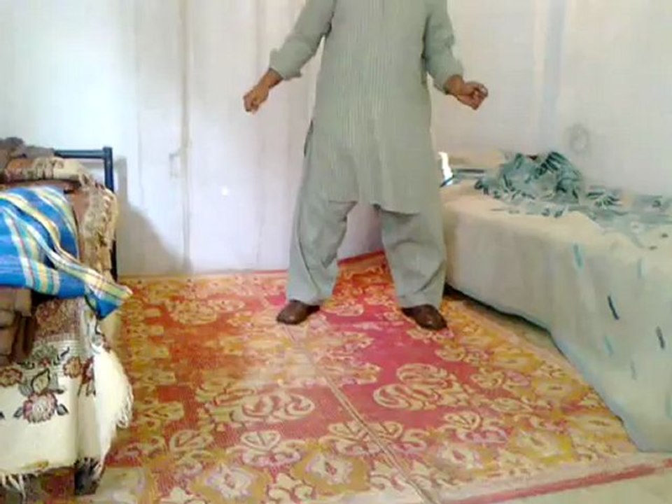 aane se us ky aaye