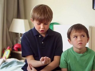 Charlie Bit Me dans une publicité