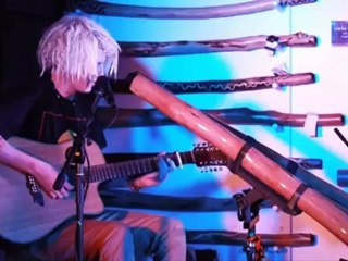 'Fingers' Mitchell Cullen live @ Didgeridoo Breath