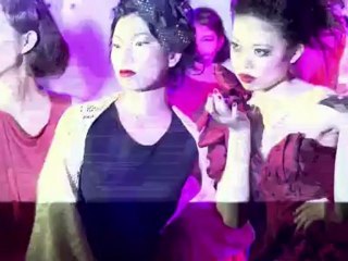 Arte y moda desfilan en Tokio