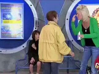 Çıplak Çocuk - Kamera Şakası