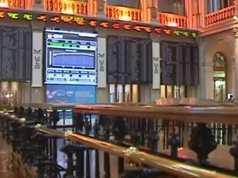 España coloca 4.863 millones en letras a un interés menor