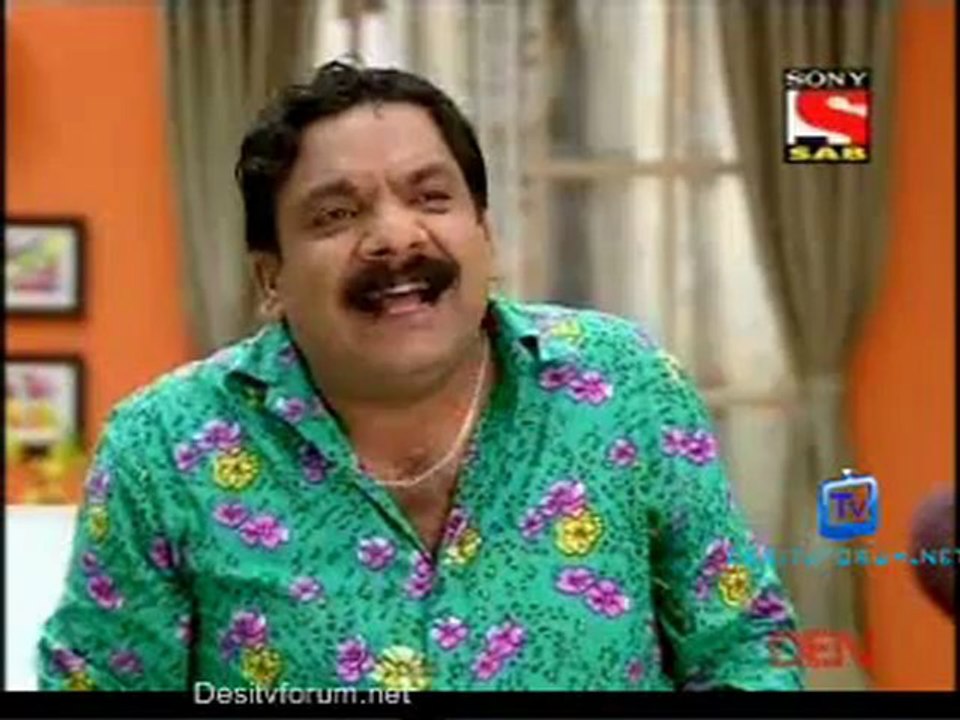 Golmaal Hai Bhai Sab Golmaal Hai 17th October 2012 Video pt4