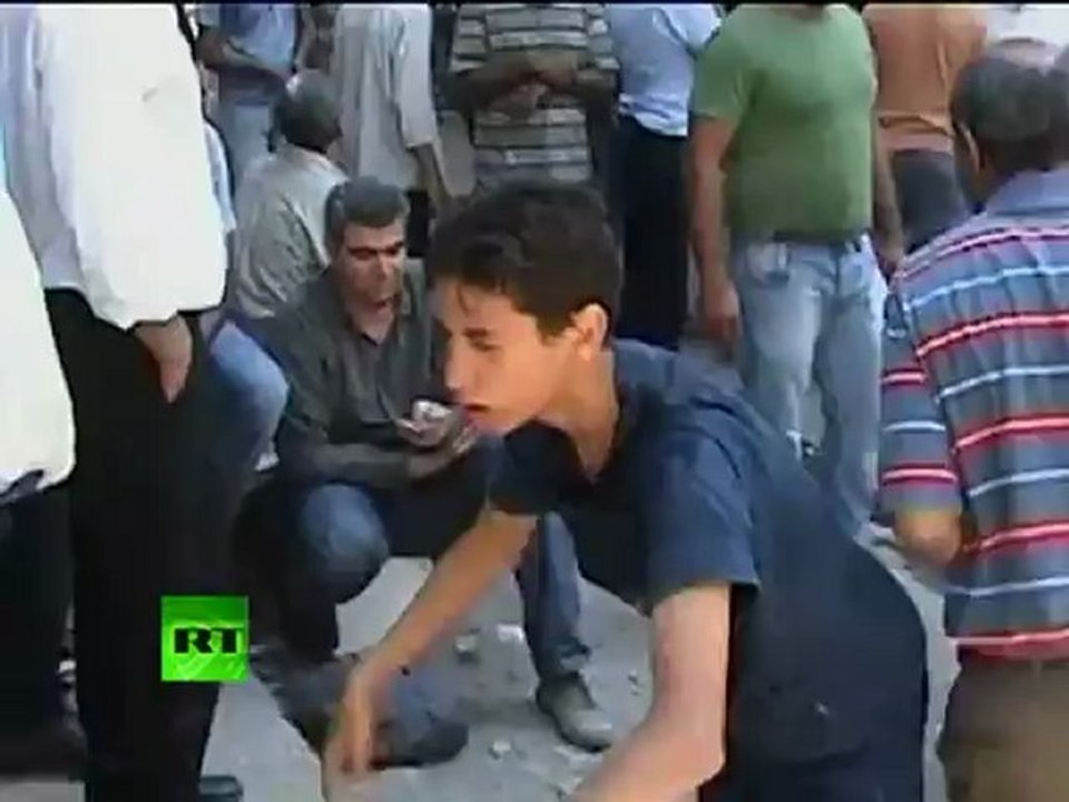 Cairo Clashes Video: Violence back on Egypt Tahrir Square