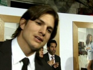 Kutcher highest paid, Flavor Flav arrested