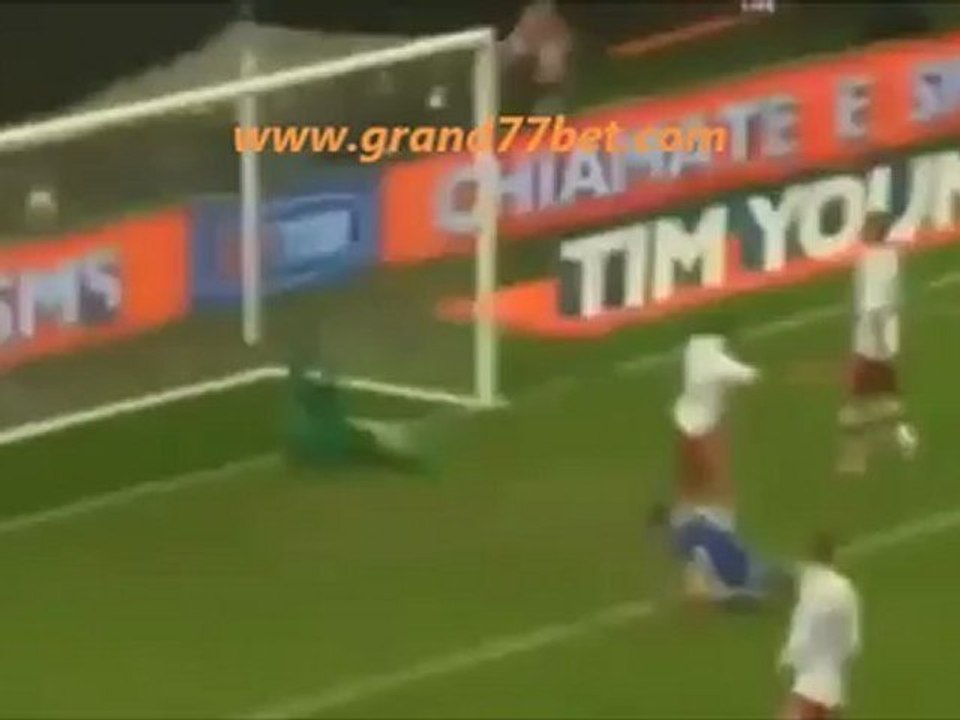 Taruhan Bola-Cuplikan Pertandingan Italia Vs Denmark 3-1 2012|Grand77bet.com