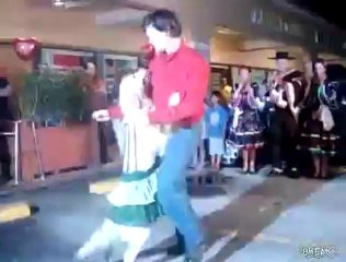 Perro Bailando Merengue