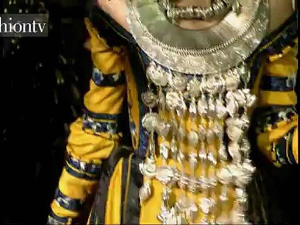 Christian Dior Fall 1998 Haute Couture Show | FashionTV