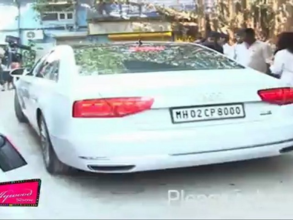 Ronnie Screwvala Launches Swades Foundation