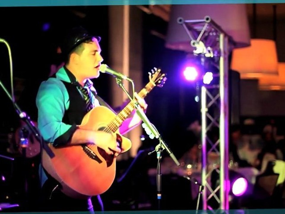 Simon Carrière & Co - Evenementiel, mariage, anniversaire, comité d'entreprise... Live Music & DJ