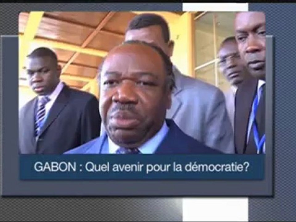 GABON:Casimir OYE MBA
