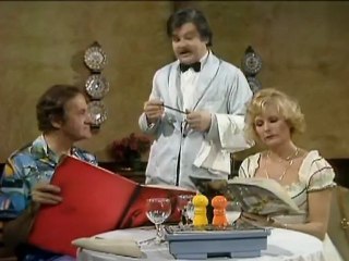 1x17 El Show de Benny Hill ESPAÑOL