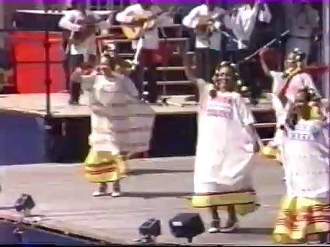 30 Festival de Confolens 1987. Ballet Folklorico Nayapan. Chilenas de Guerrero.