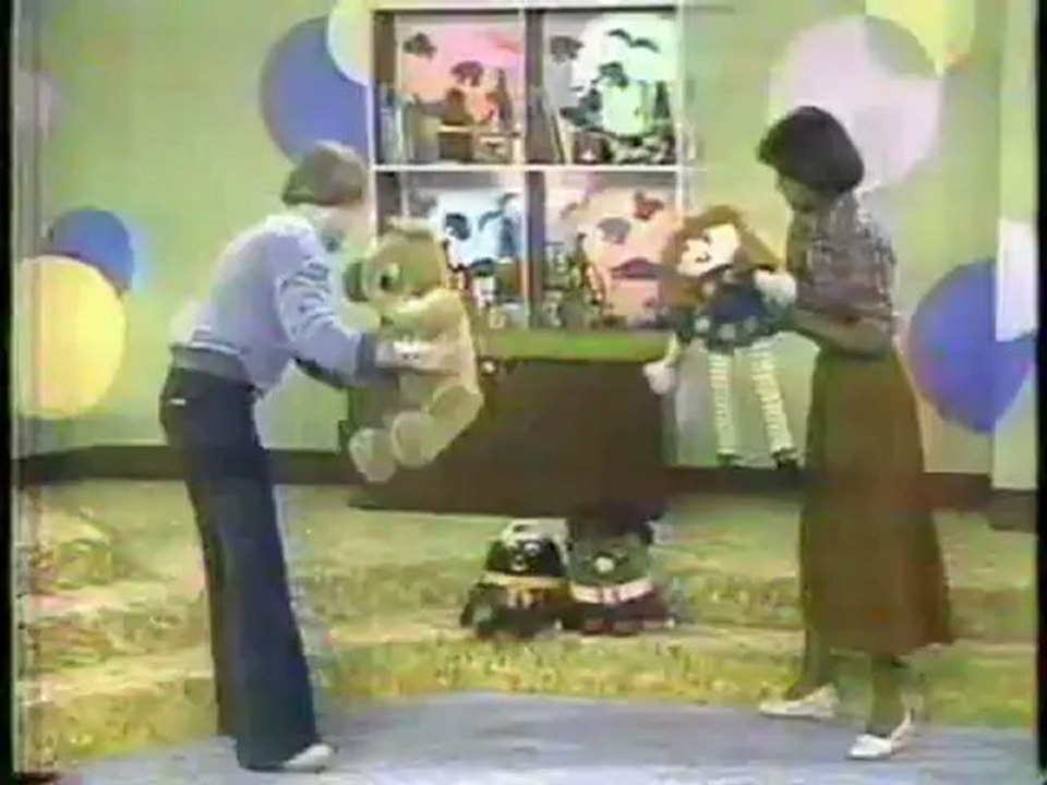 TVO Polka Dot Door close 1980