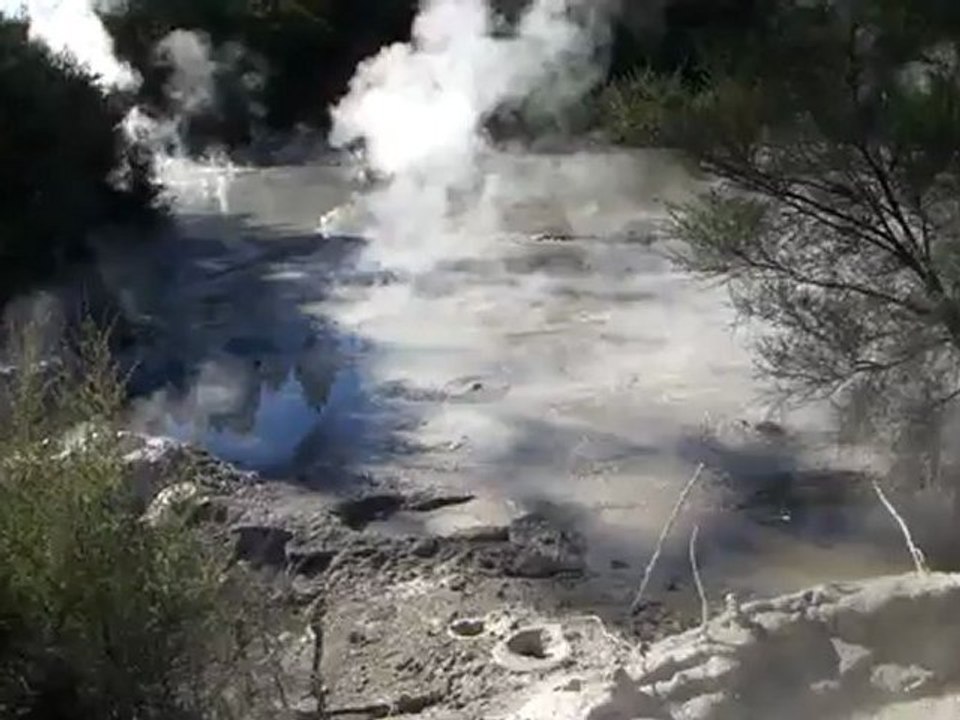 The Mud Pools in Wai-O-Tapu Thermal Wonderland, Rotorua, NZ 2012