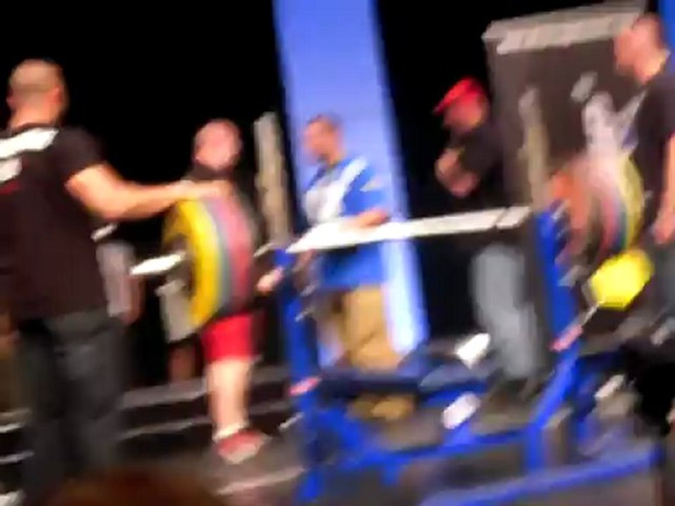 Strongest Benchpresser FIBO 2011, aurélien lejeune benchpress 230kg Raw