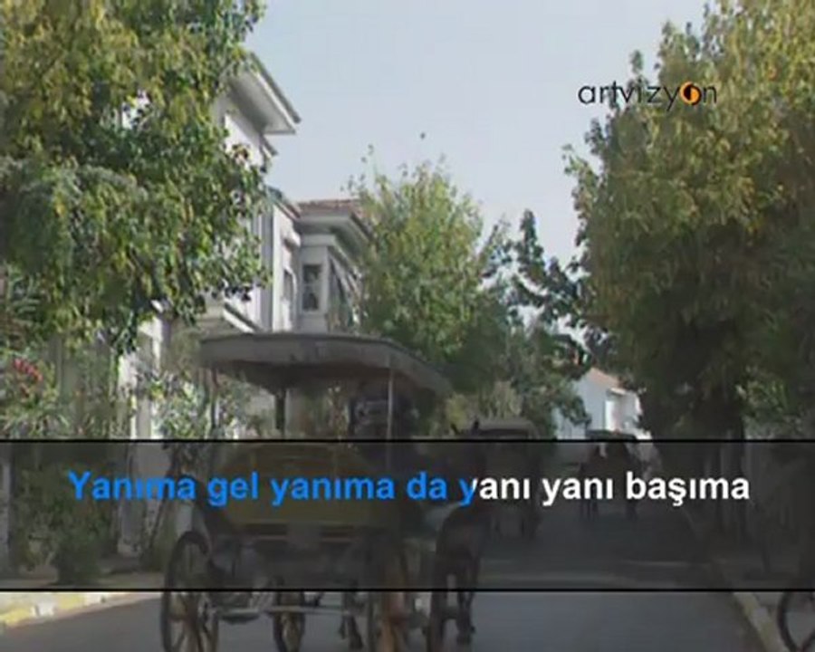Enstrümantal - Telgrafın Tellerine Kuşlar Mı Konar