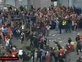 25Sept2012 Violences policières devant le Congrès Espagne