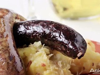 Andrew Zimmern Explains Why World Cuisine Is So Similar