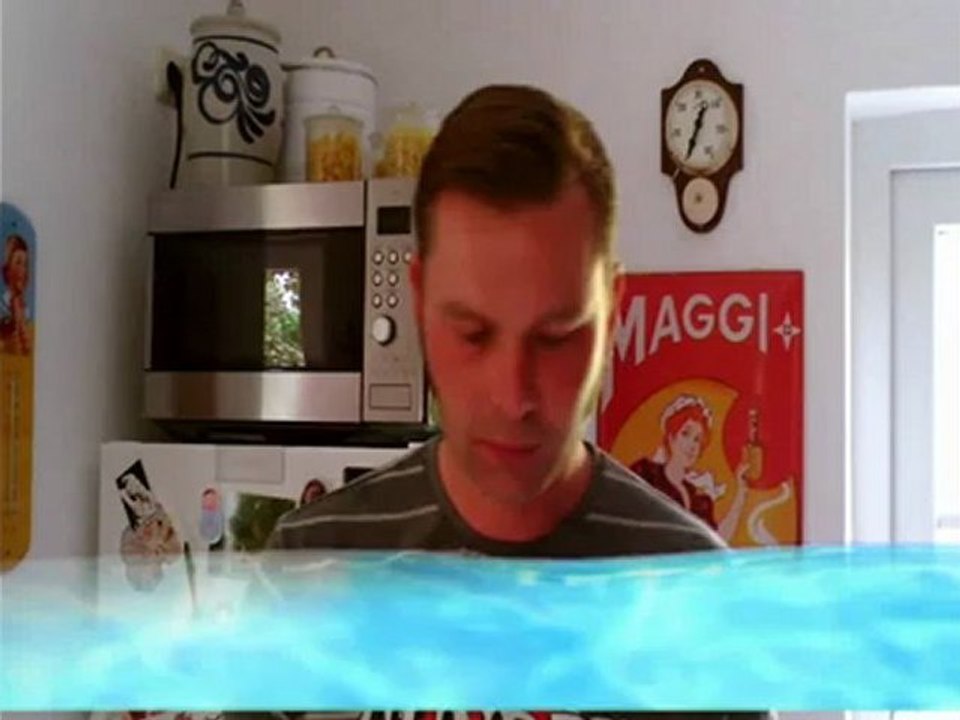 'UNTER DRUCK' aus dem Buch 'Papiersoldaten' von Lars Kramer.