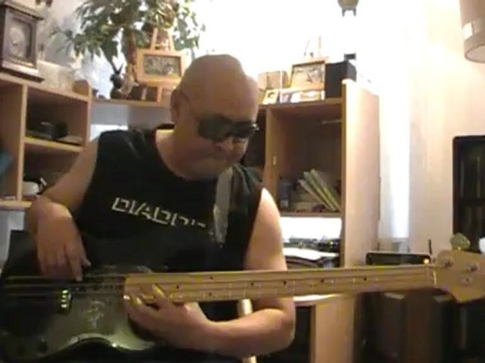 Jamiroquay Runaway basscover Bob Roha