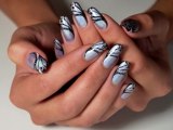 Nail art french manucure ailes de papillon noir et rose