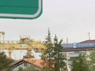 Bildu sustituye las señales de "Francia" por "Baiona"