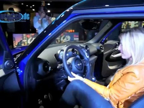 MINI München feiert MINI Paceman in der BMW Welt. Rund 300 geladene Gäste feierten mit.