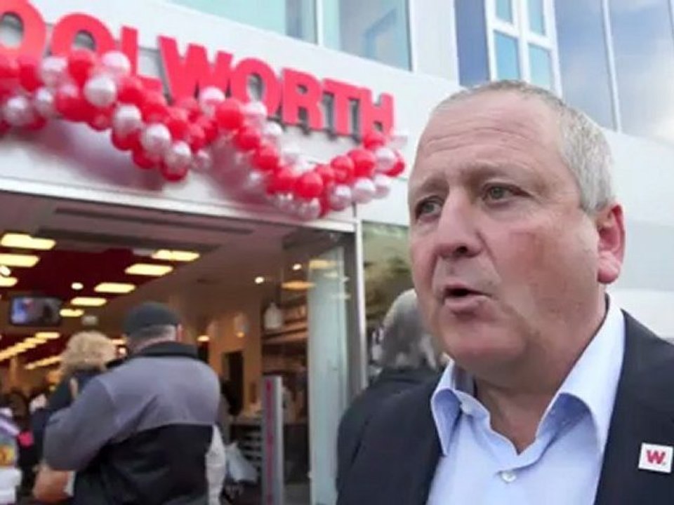Woolworth München Laim startet mit neuem Ladendesign am 18.10.2012