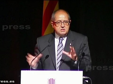 Puig alaba la profesionalidad de los bomberos