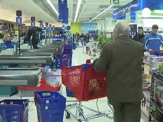 Carrefour vende e la borsa festeggia: + 5,8%