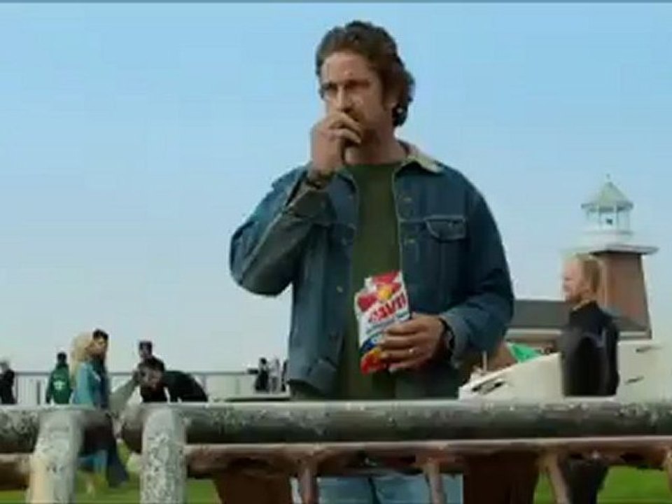 Chasing Mavericks - Jay surfing